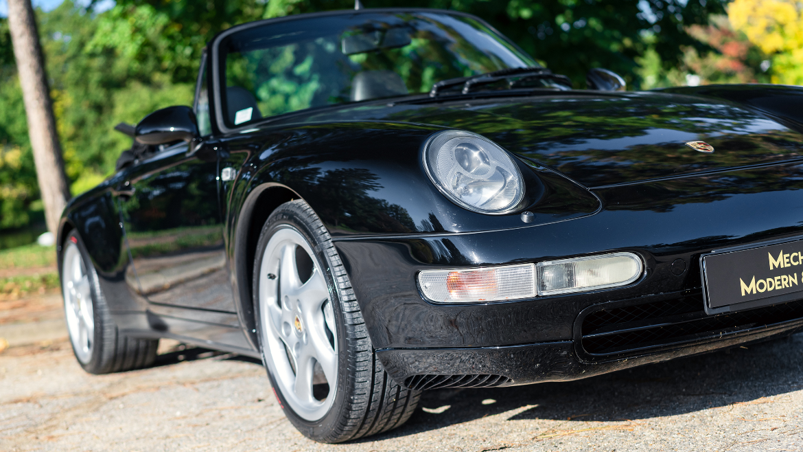 Porsche 911 TYPE 993 CABRIOLET